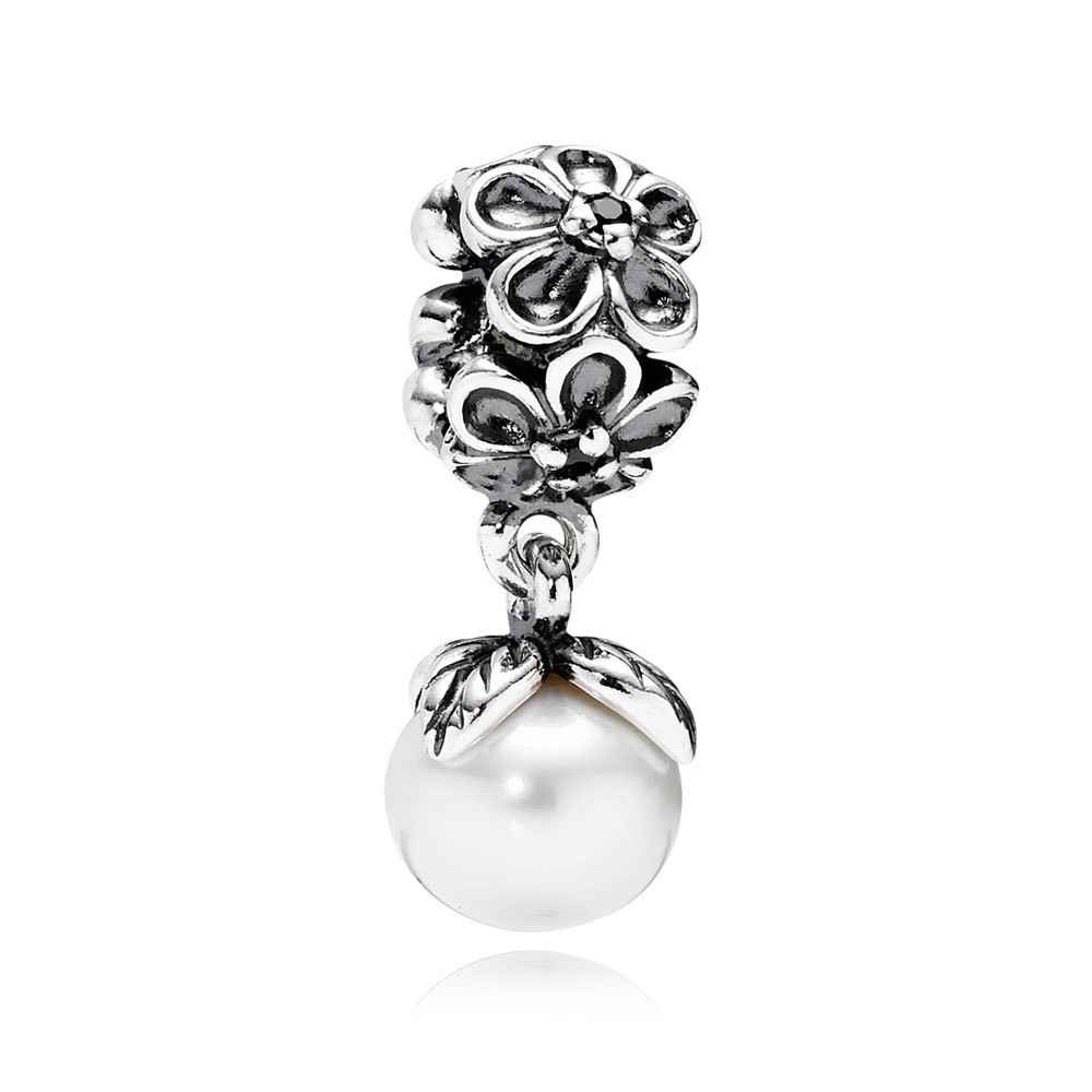 Pandora Garden odyssey white pearl & black cz Charm