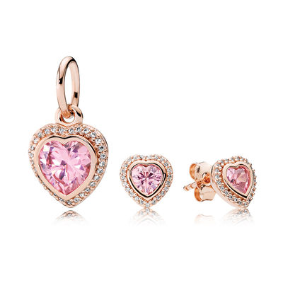 Pandora Sparkling Love Rose Gift Set