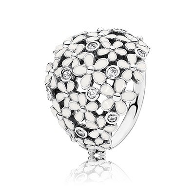 Pandora Darling Daisy Bouquet with White Enamel Ring