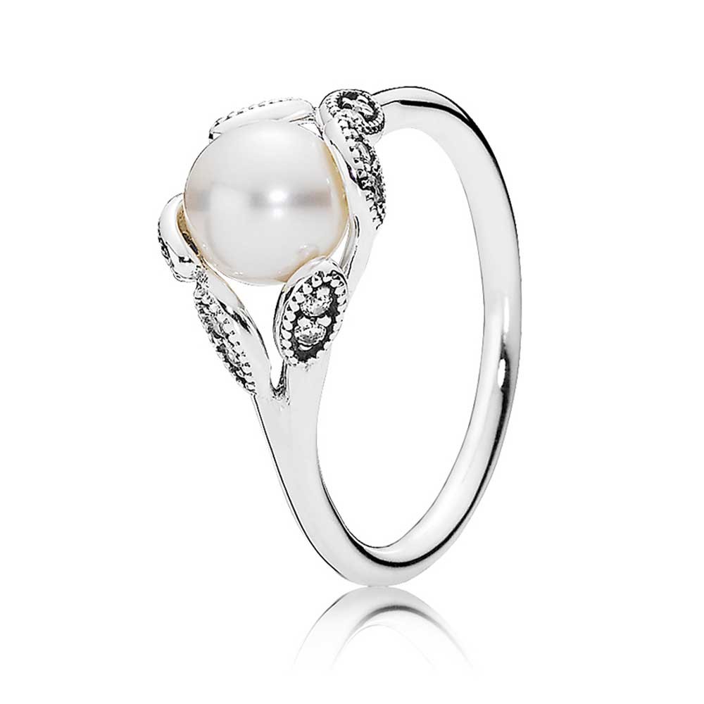 Pandora Silver Cubic Zirconia Pearl Luminous Leaves Ring