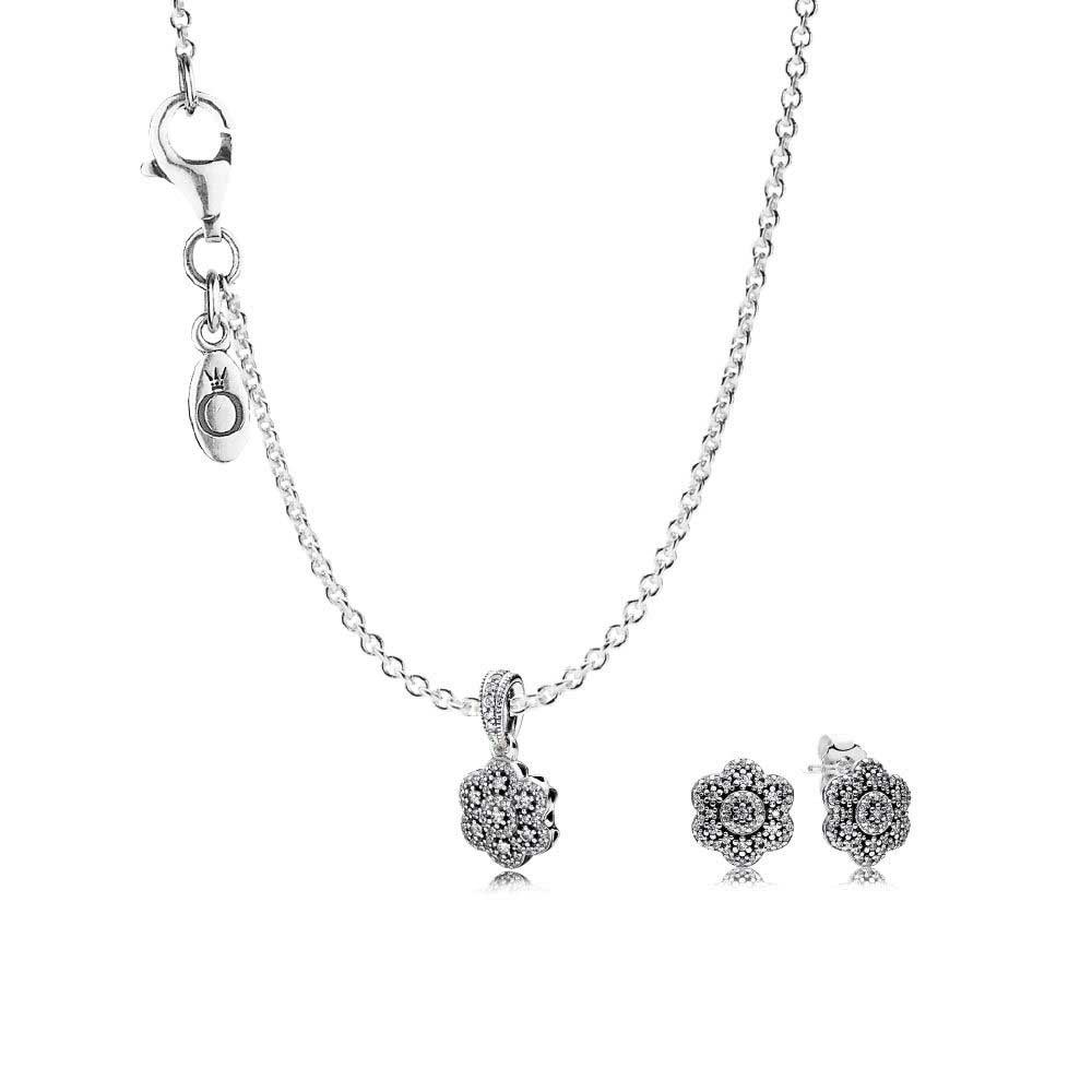 Pandora Crystallised Ice Floral Jewellery Set B800353