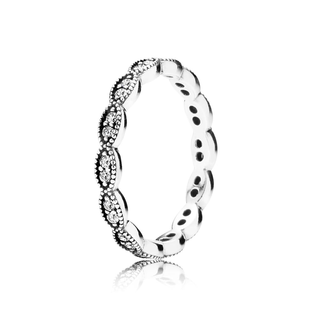 Pandora Sparkling Leaves Ring