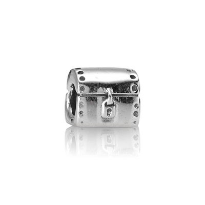 Pandora the Lock Heart Small Box Thread Charm